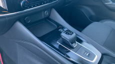 Nissan Qashqai 1.3 DiG-T MH 158 N-Connecta 5dr Xtronic Petrol Hatchback